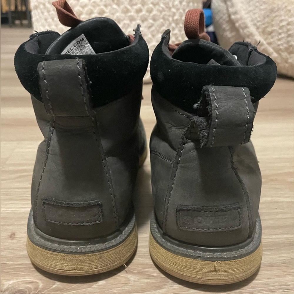 Sorel Toe Boot - Picture 2 of 6